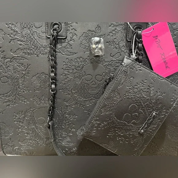 Betsey Johnson Skull Tote - Picture 9 of 11